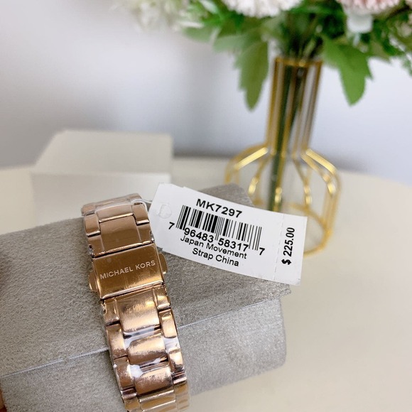 Michael Kors MK7297 Layton Rose Gold Watch - Picture 7 of 7